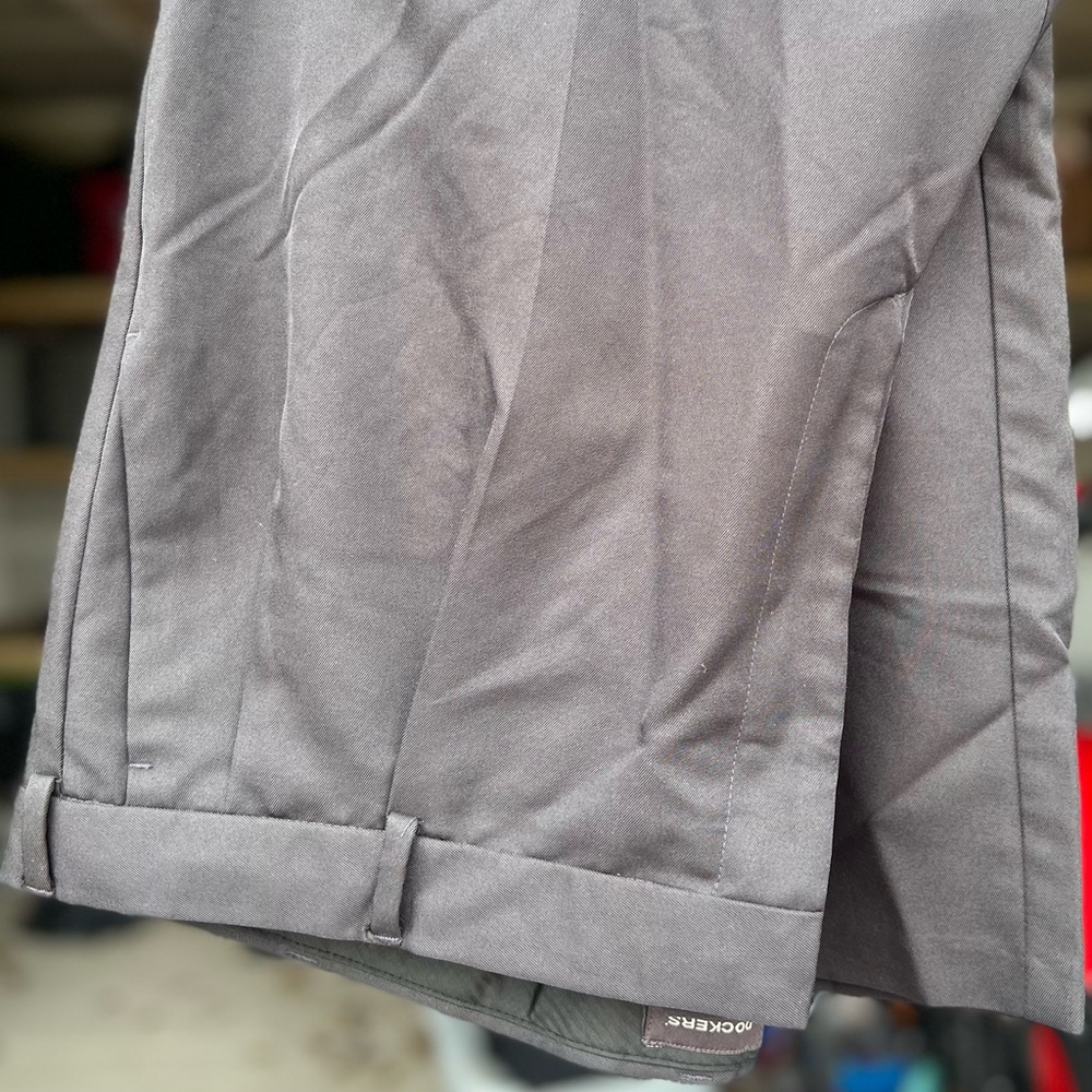 Mens Dockers black dress pants.